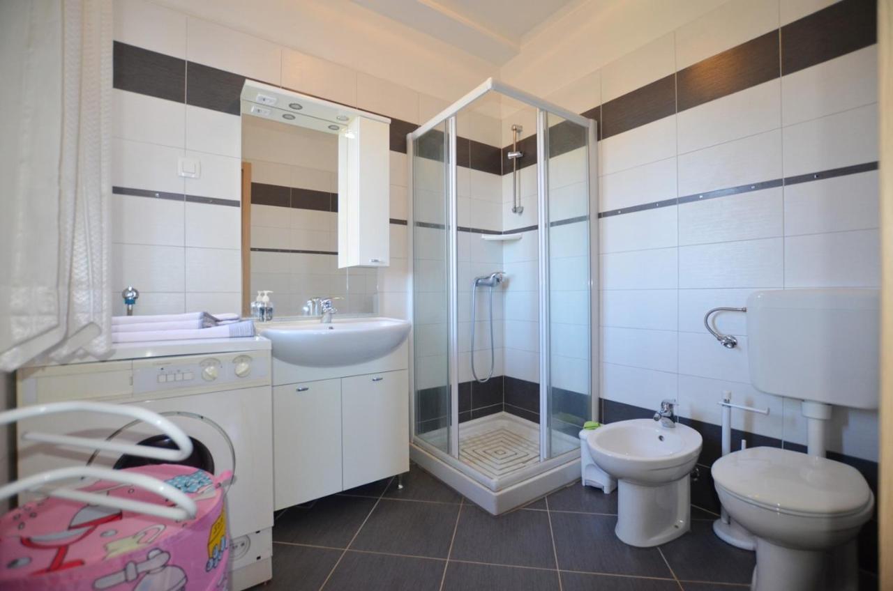 Sorici Apartments Luaran gambar